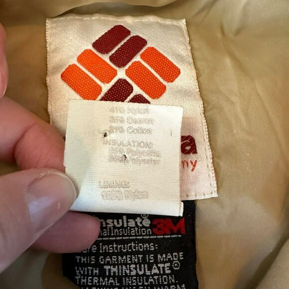 Columbia Bomber Jacket (Cropped) - Picture 6 of 9